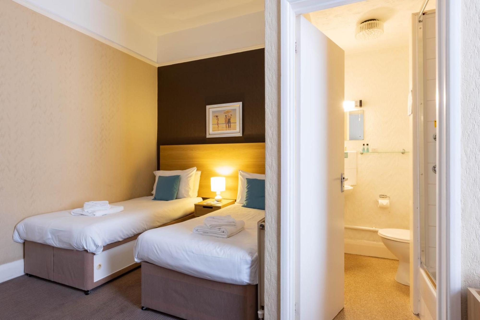 Dilkhusa Grand Hotel By Compass Hospitality Ильфракомб Номер фото